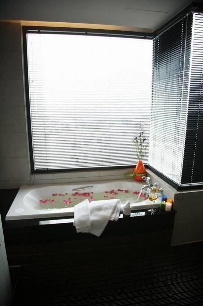 The Sez Hotel بانغسين المظهر الخارجي الصورة